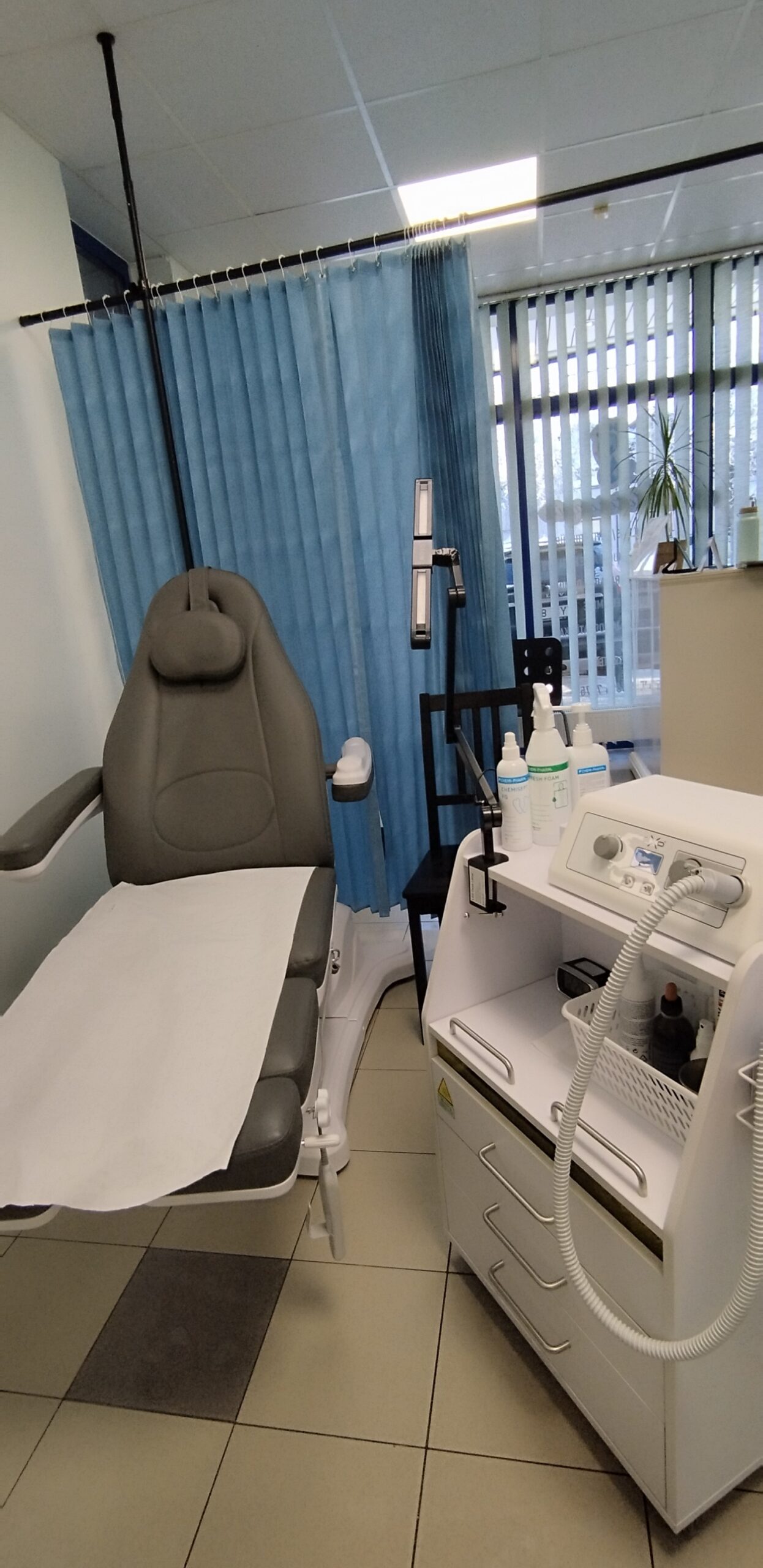 Rohkem kui lihtsalt ebamugavus: millal tasub jalamurega Põlva Jalateraapia kabineti poole pöörduda?